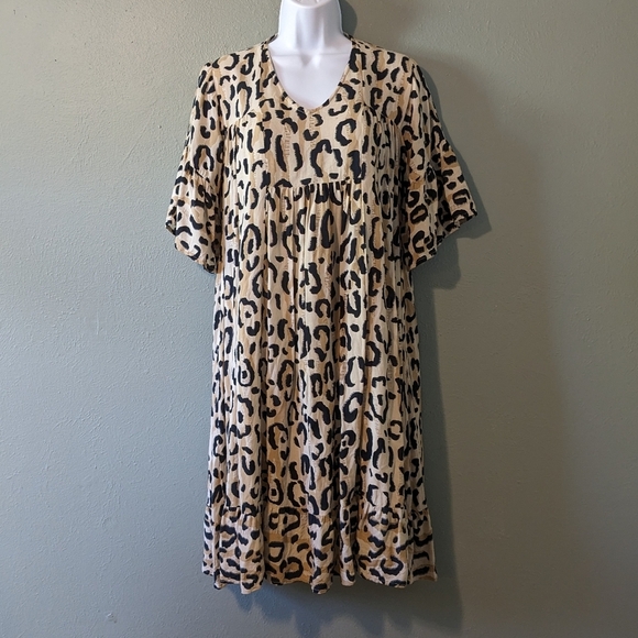 Flowy Leopard Print Midi Dress Size S/M - Picture 1 of 7